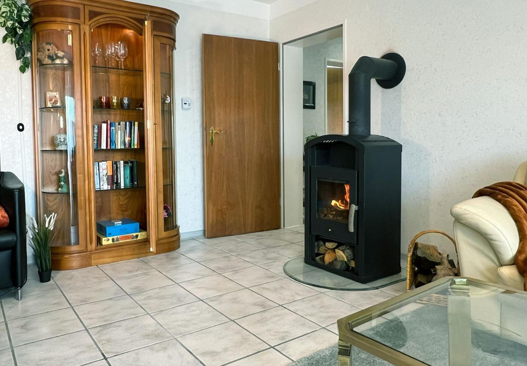 Ferienwohnung Goodtimes Hausen Uber Aar エクステリア 写真